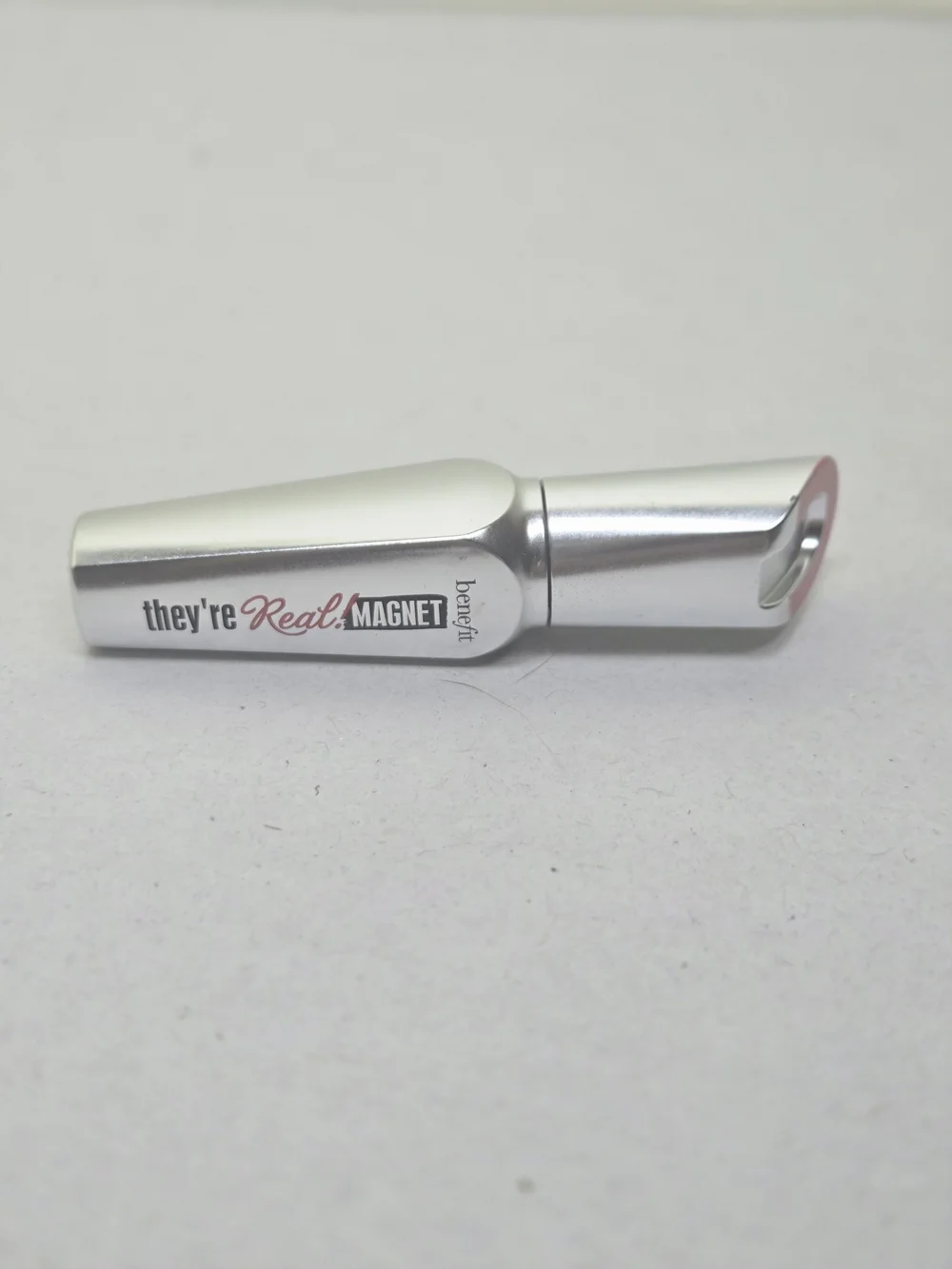 Benefit They're Real Magnet Mascara - Silver with Pink Accent